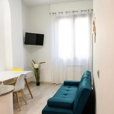 Il Nido Dei Viaggiatori Appartement Alessandria